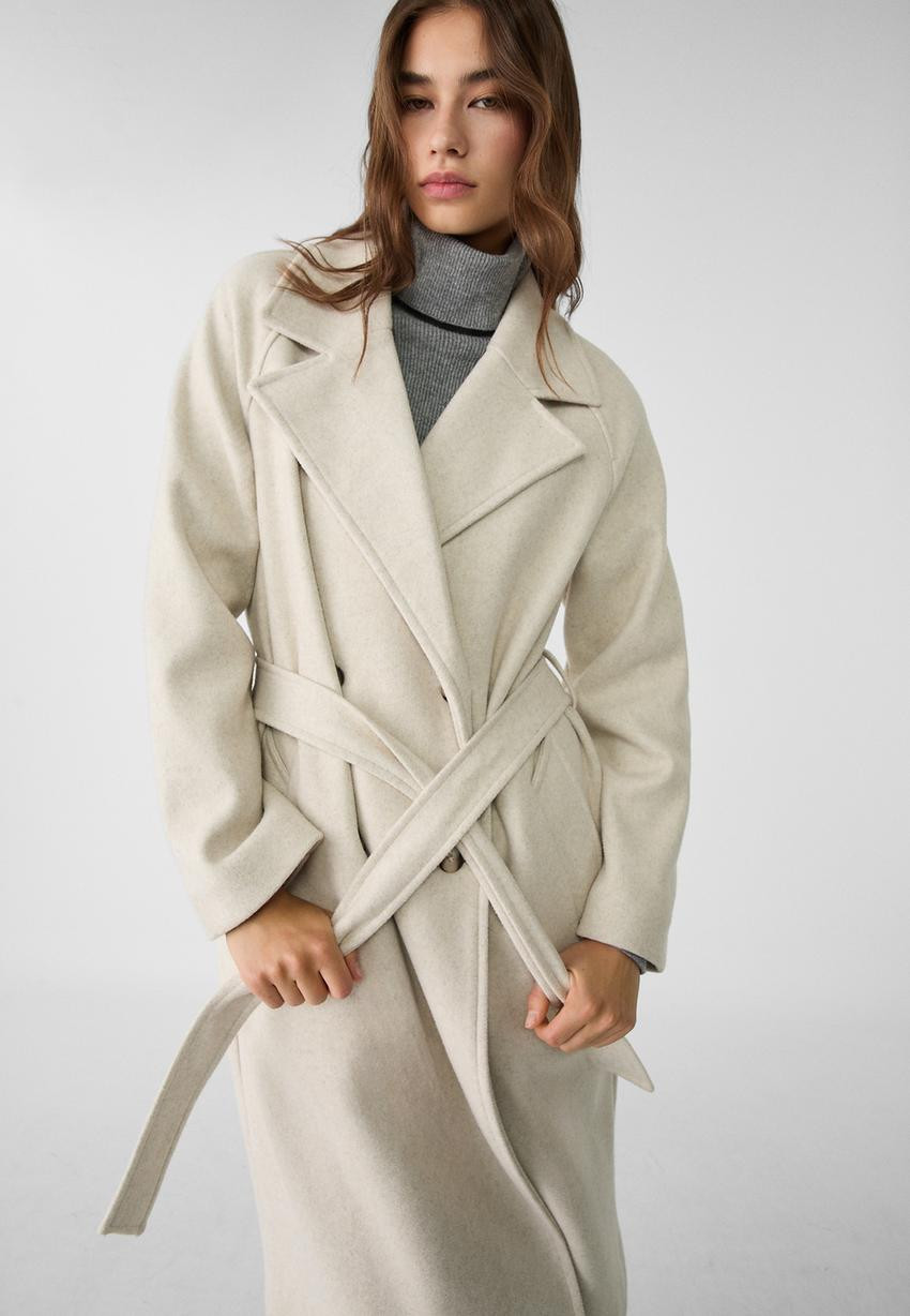 Soft-touch trench coat | Stradivarius (UK)