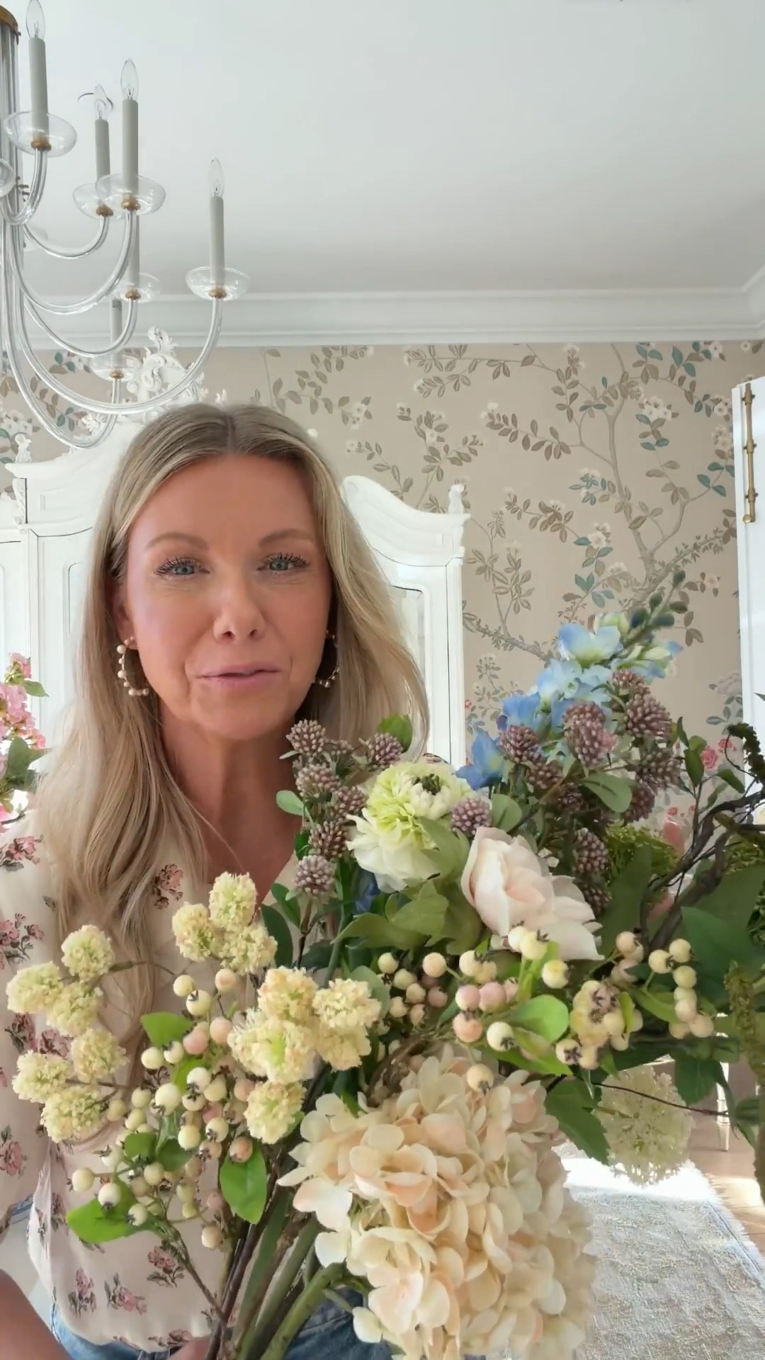 These are some of my favorite FAUX FLORALS for spring that won’t break the bank! 

They are realistic, gorgeous stems you can use in arrangements all over your home! I can’t wait to show you what I have planned for these!

Xo💗

#fauxflorals #springdecor

#LTKSeasonal #LTKHome