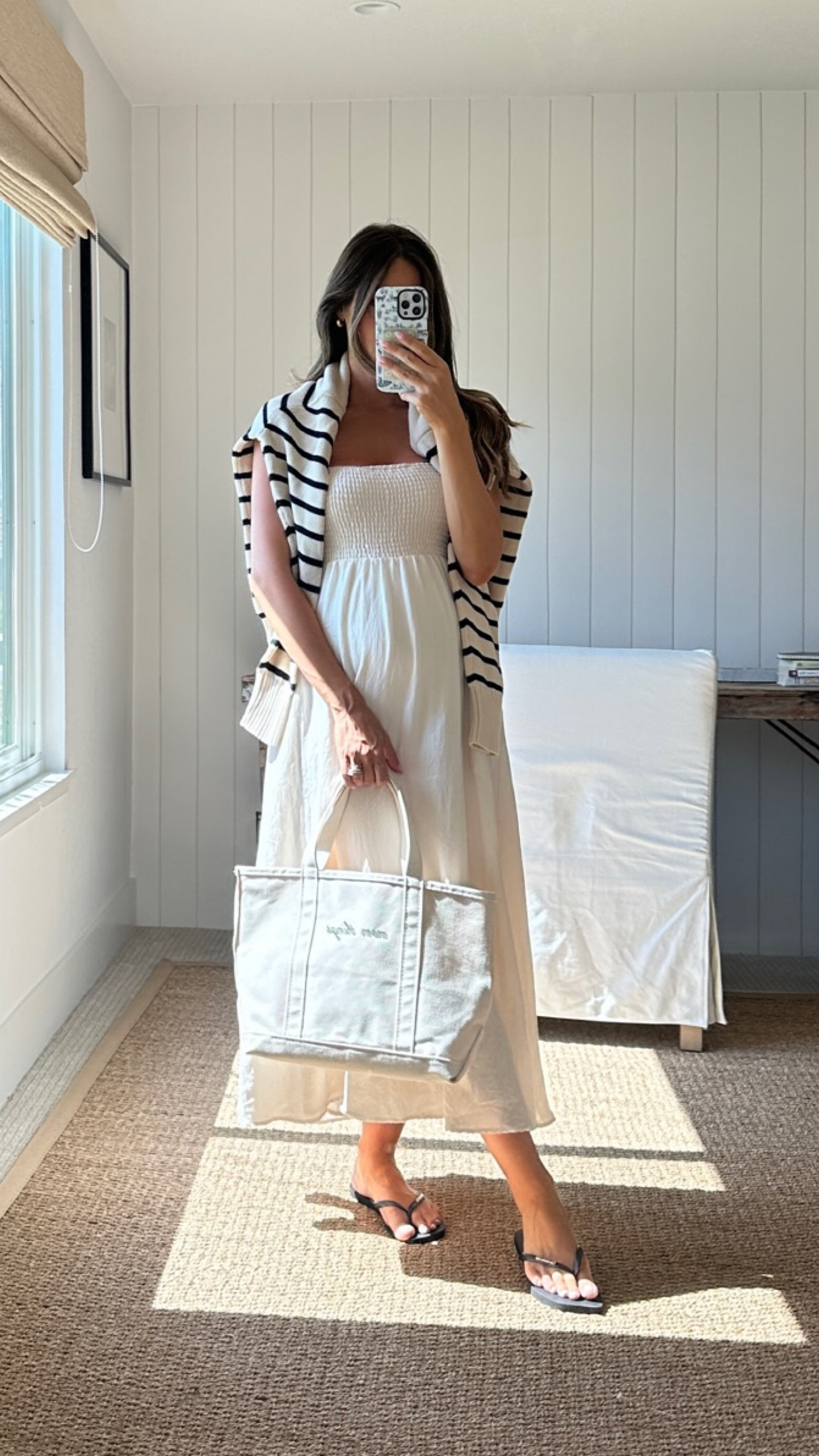 Summer mom outfit! Amazon maxi dress, sandals, tote bag

#LTKItBag #LTKStyleTip #LTKFindsUnder100