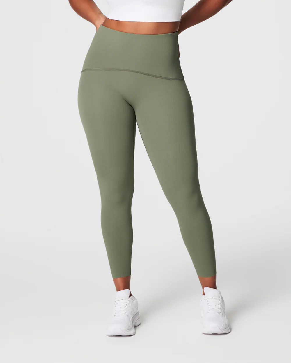 SPANXshape™ Booty Boost® 7/8 Leggings | Spanx Canada