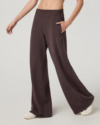 Vuori Sedona Midrise Wideleg Sweatpant - Shorts | French Roast | XL | Vuori Clothing (US & Canada)