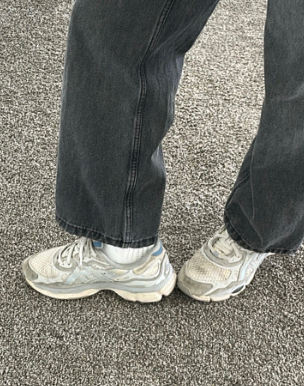 My EVERY day shoes 🫶🏽 worn the shit out of these but they are the shoe I always grab for. They are great walking shoes