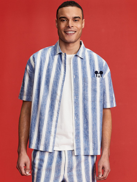 Old Navy x Disney© Mickey Mouse Linen-Blend Cropped Utility Shirt | Old Navy (US)