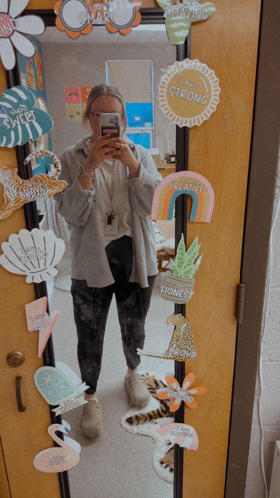 comfy, quick go-to!

#LTKdayinmylife #LTKMidsize #LTKootd