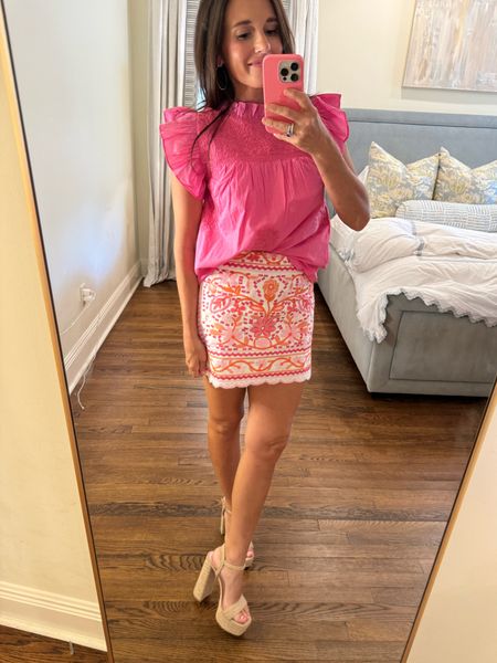 wearing an XS in this pink blouse and skirt • date night look! 

#LTKShoeCrush #LTKFindsUnder100 #LTKStyleTip