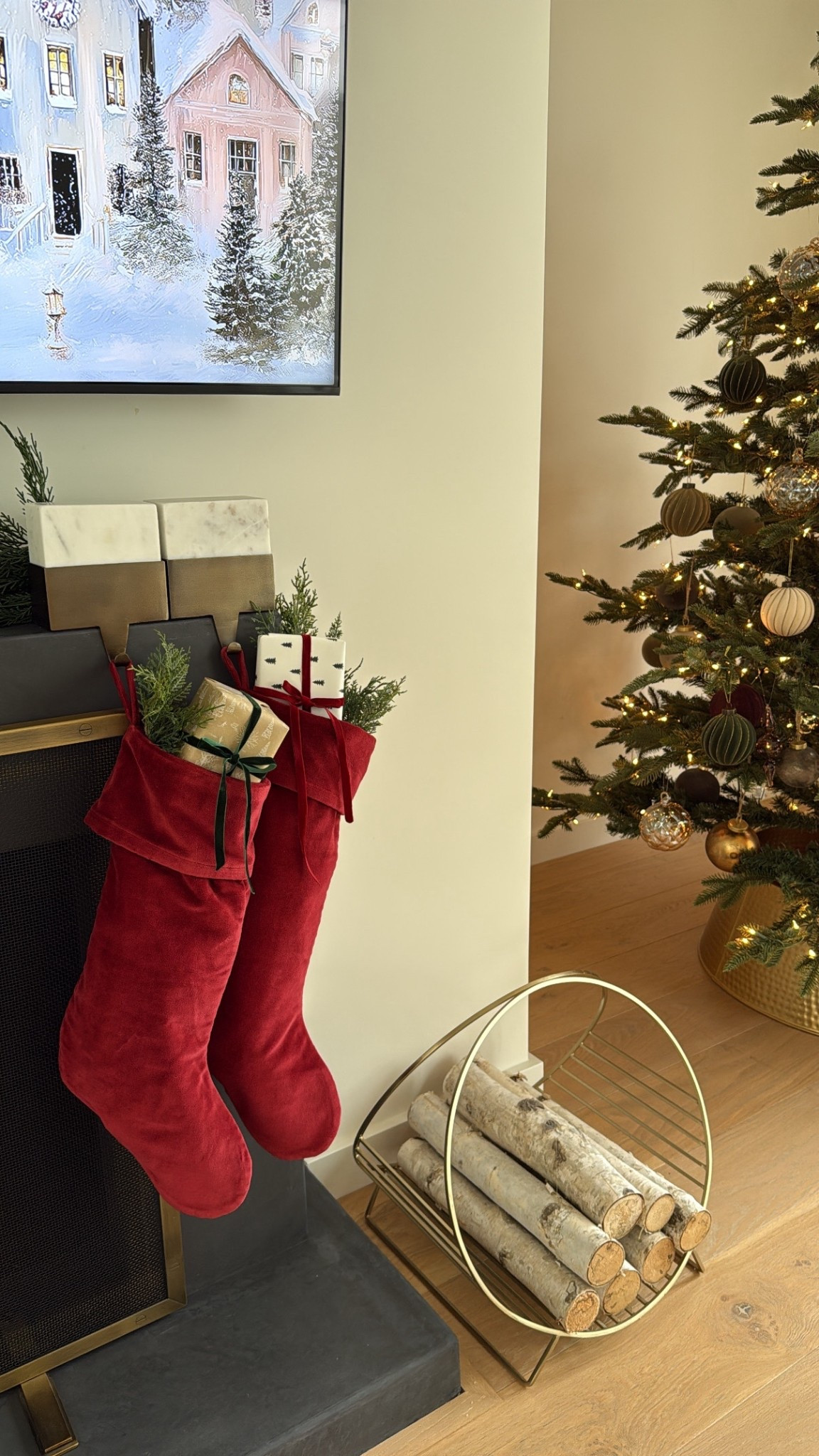 Gifting Season 🎁 

#LTKHoliday #LTKFindsUnder50 #LTKGiftGuide