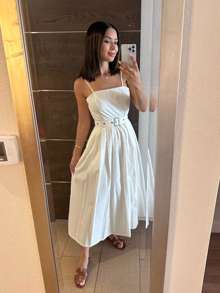 Summer midi dress 30% off right now at target I’m wearing size 6 but could have gone with a 4 