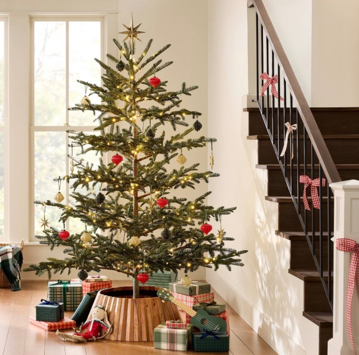 Christmas tree-$100 off 

#LTKHoliday #LTKHome #LTKSaleAlert