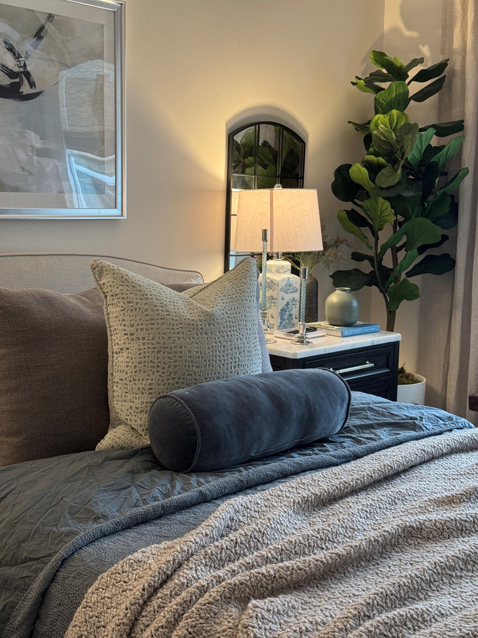 Guest bedroom makeover! 

#LTKHome #LTKvlog #LTKSaleAlert