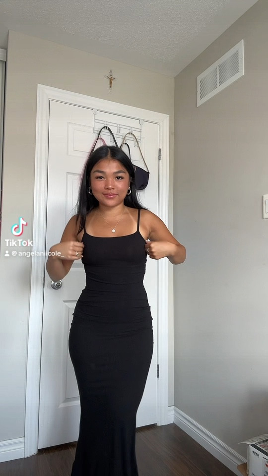 both dresses size :xs

#LTKstyletip #LTKfitness #LTKcanada