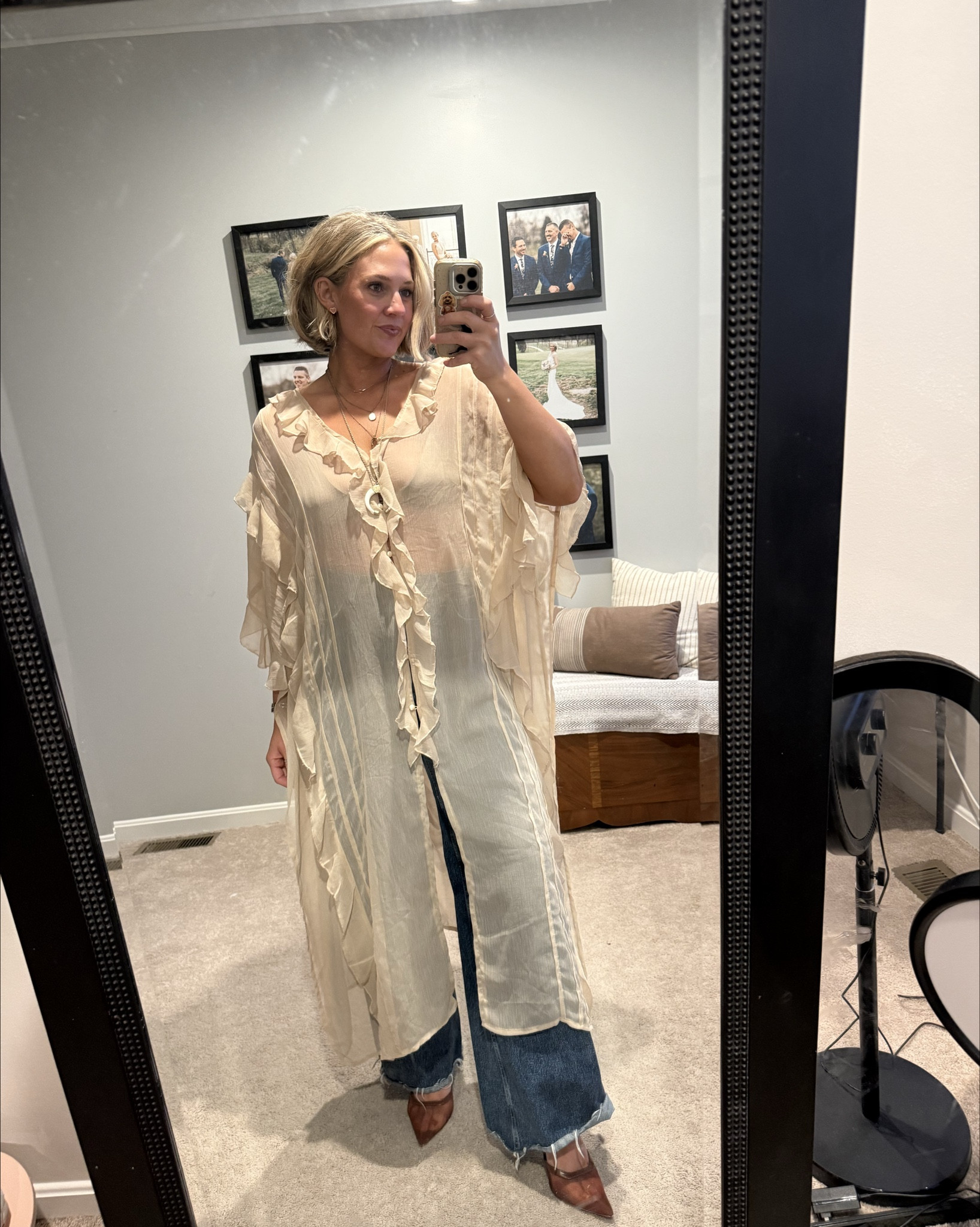 Just me and my current favorites 

#LTKgrwm #LTKootd #LTKmomlife