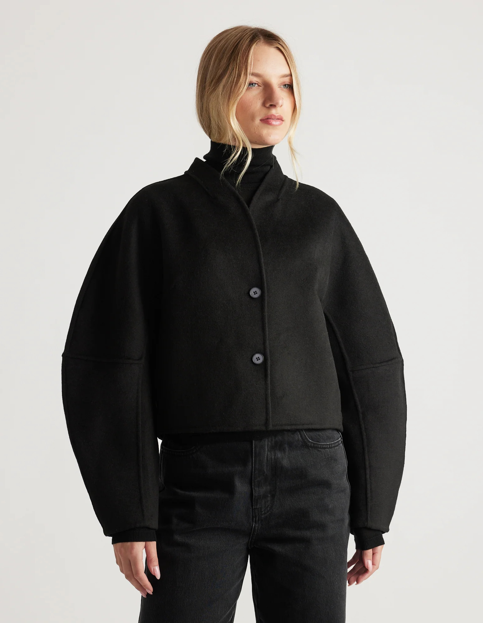 Stevie Barrel Sleeve Jacket - Black | DECJUBA