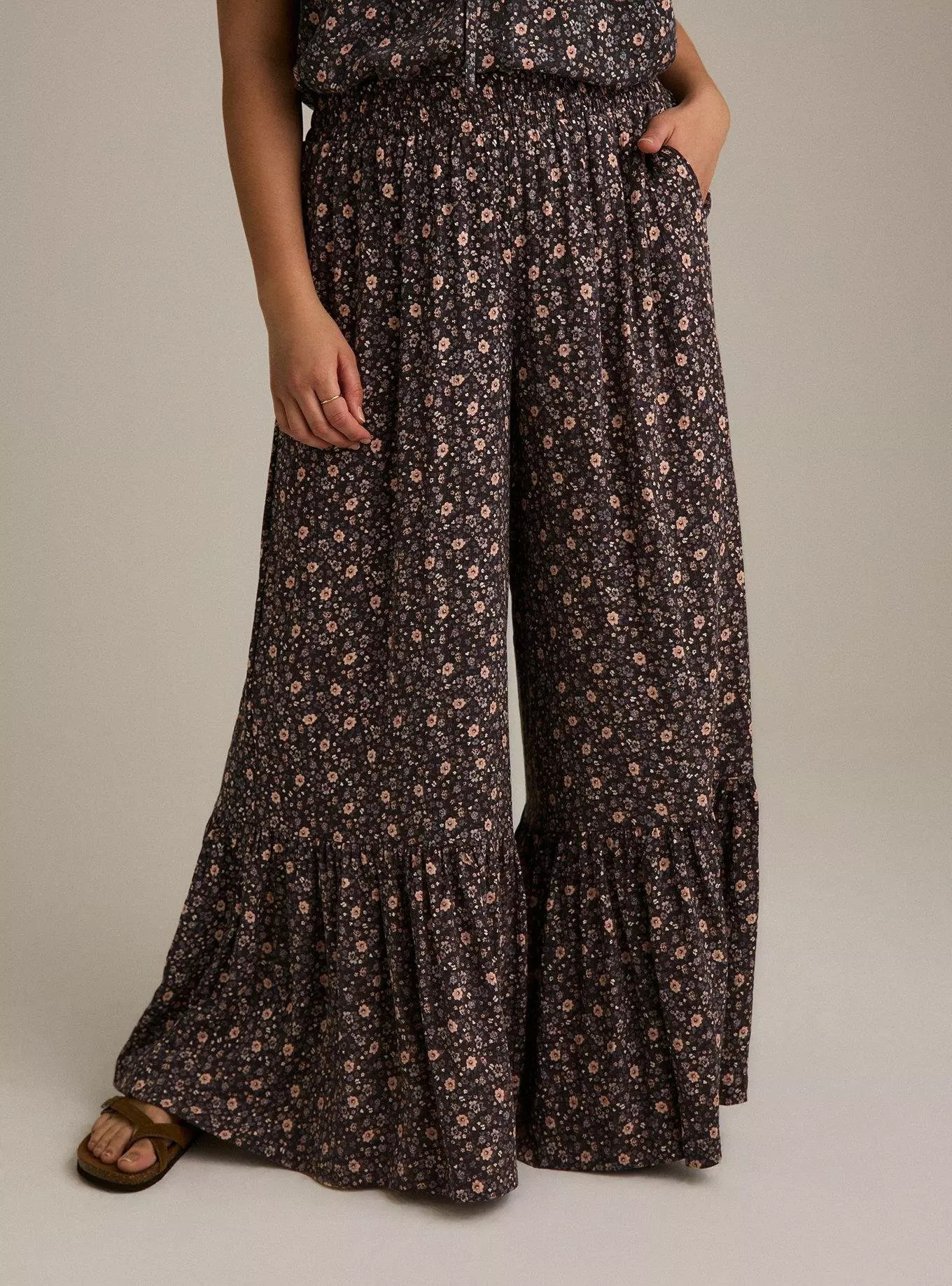 Festi Tiered Flare Pant | Torrid (US & Canada)