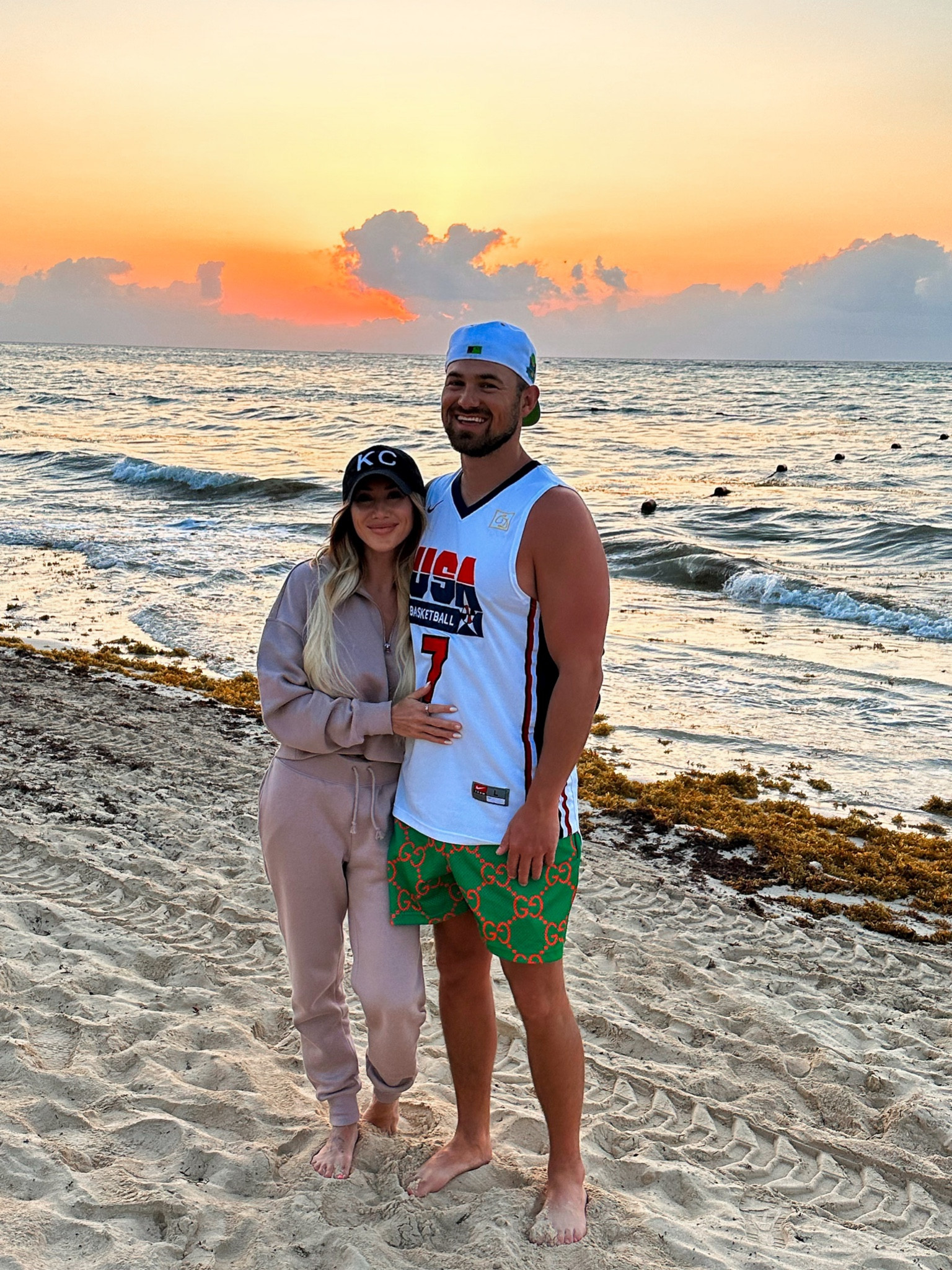 The perfect vacation matching sweatsuit 😍 So soft & cozy with a cute crop sweatshirt 1/4 zip & joggers. Wearing size small top & XS bottom shade is diffused taupe

Vacation resort beach comfy casual lounge cozy sweats

#LTKunder100 #LTKstyletip #LTKtravel