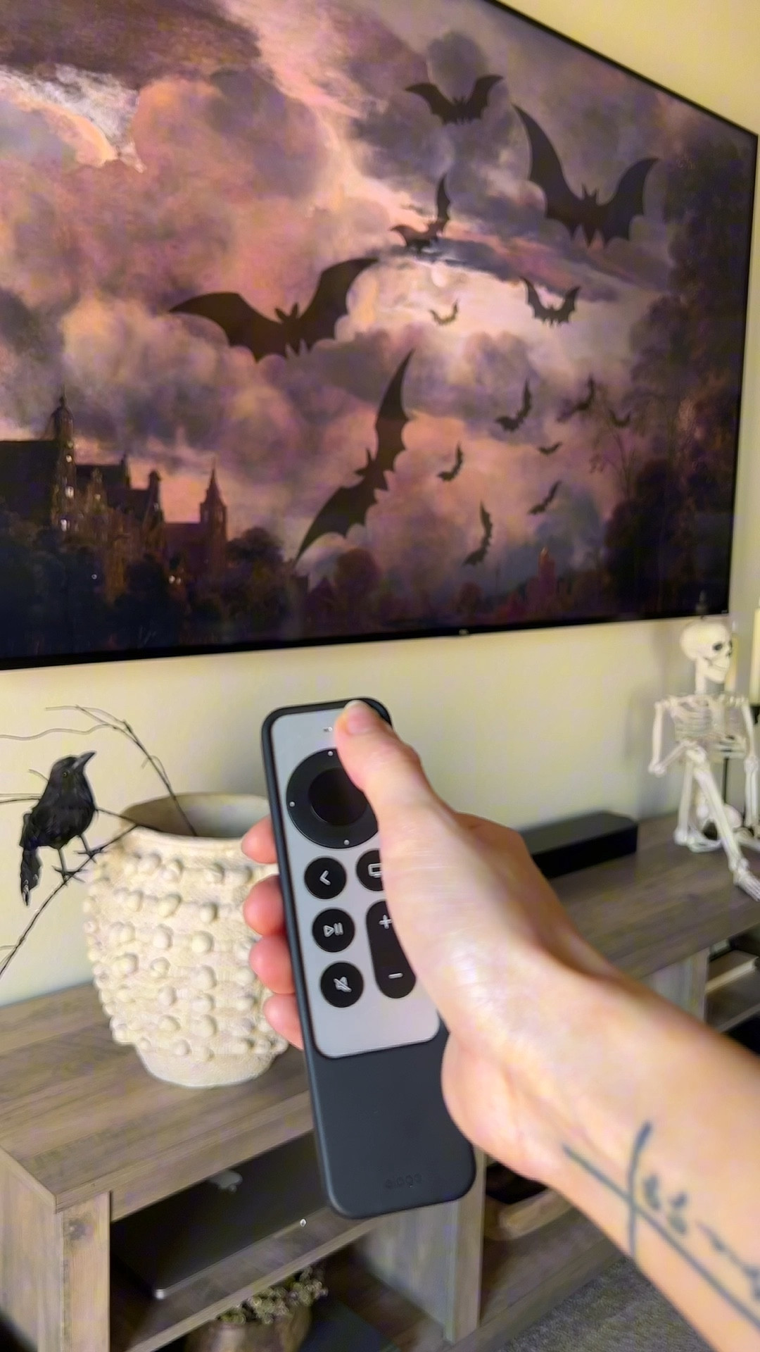 Decorate for Halloween with me!! 

Vintage tv art. Holidays. Seasonal. Neutral. Neutrals. Simple. Easy decor. Family friendly. Affordable finds. Amazon. Amazon home. Amazon favorites. Versatile decor. 

#LTKHalloween #LTKhome #LTKfindsunder100