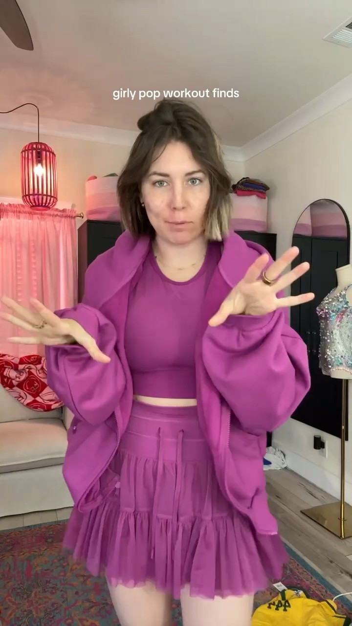 hoodie of the day 💅 from PopFlex

#LTKStyleTip #LTKFindsUnder100 #LTKActive