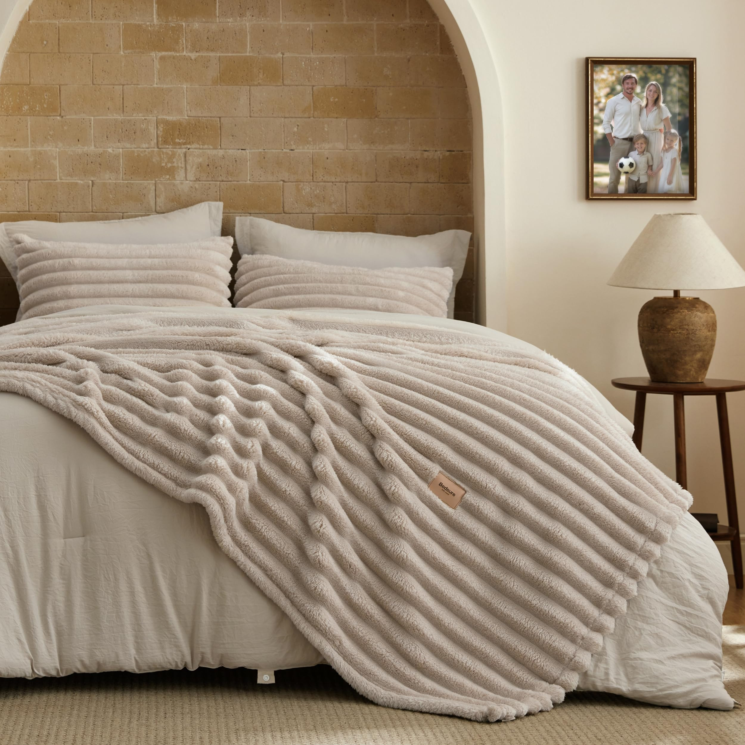 Bedsure Gentlesoft 2-in-1 Queen Comforter Set and Detachable Fluffy Blanket, Beige Bedding Set fo... | Amazon (US)