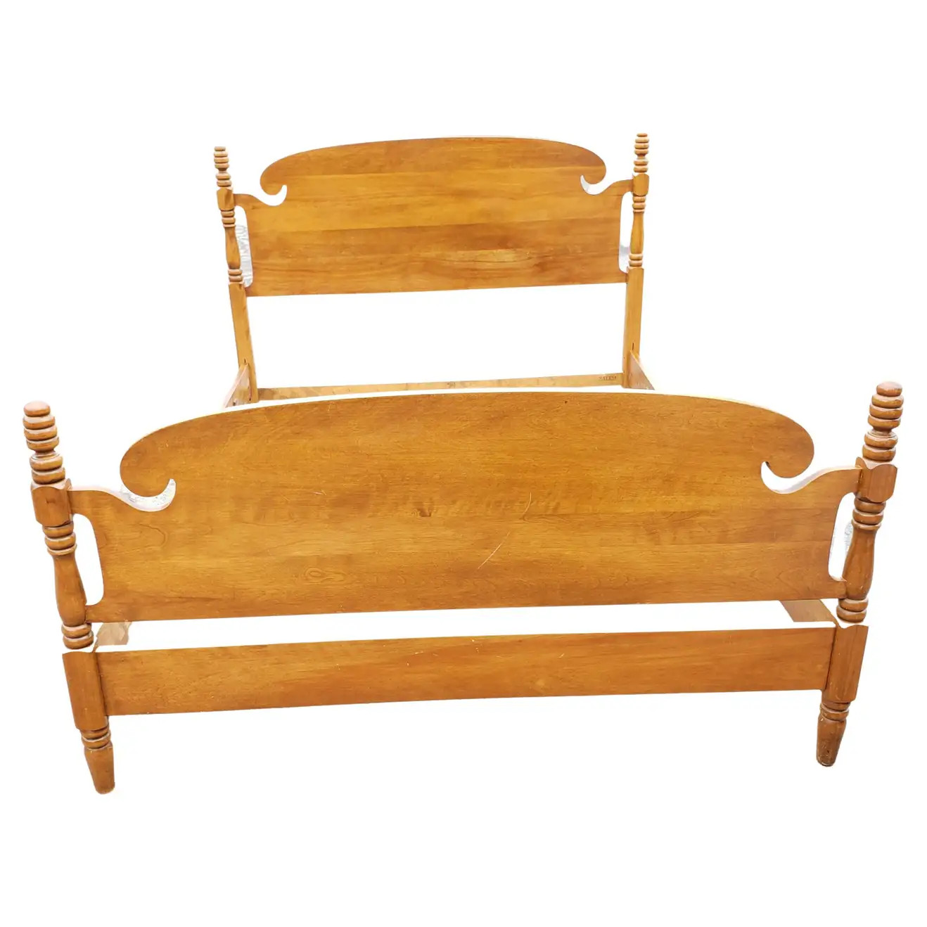 Antique Salem Maple Full Size Bed, Circa 1940s | 1stDibs