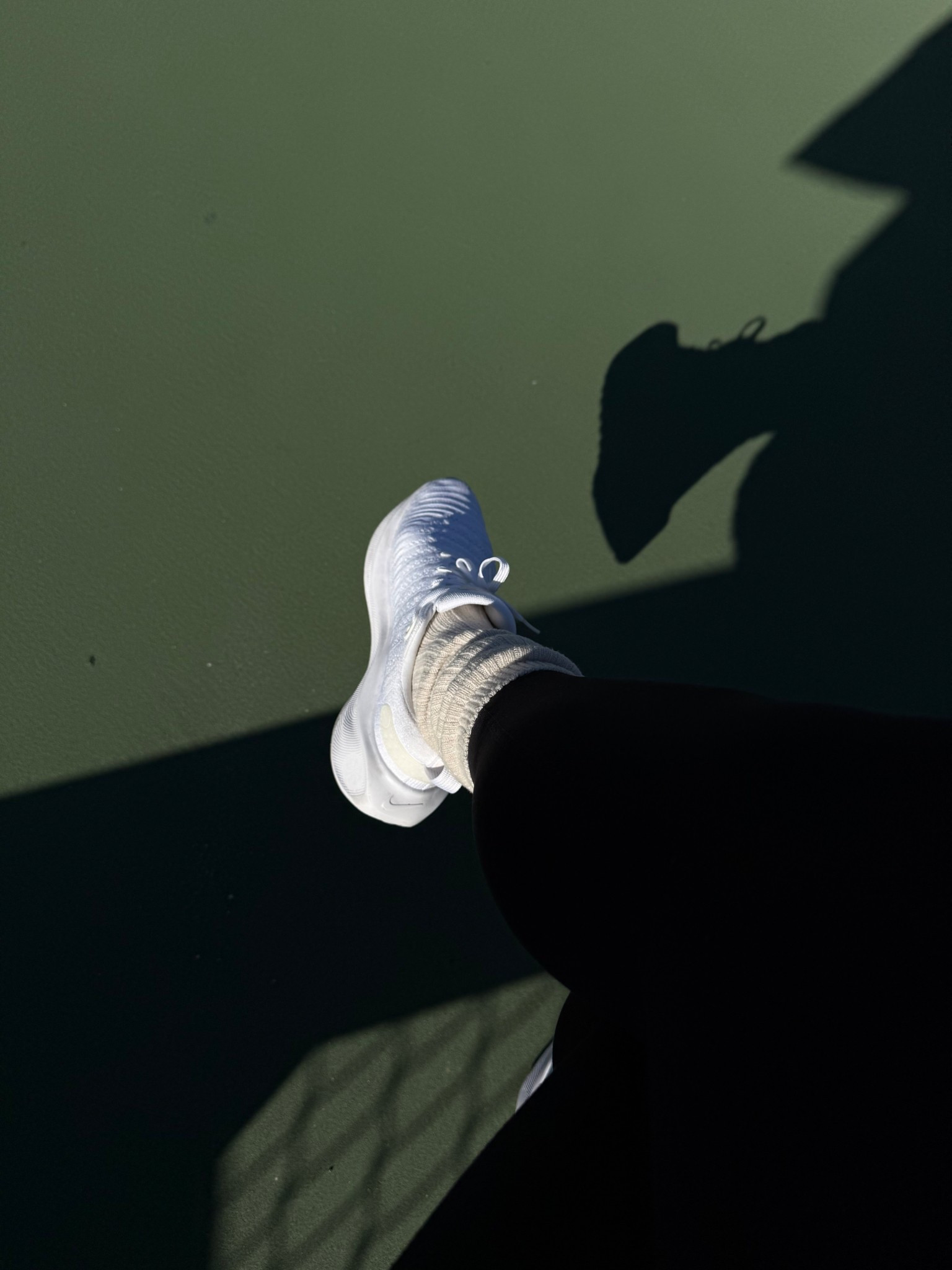 🤍👟

#LTKfitnessgoals #LTKSaleAlert #LTKActive