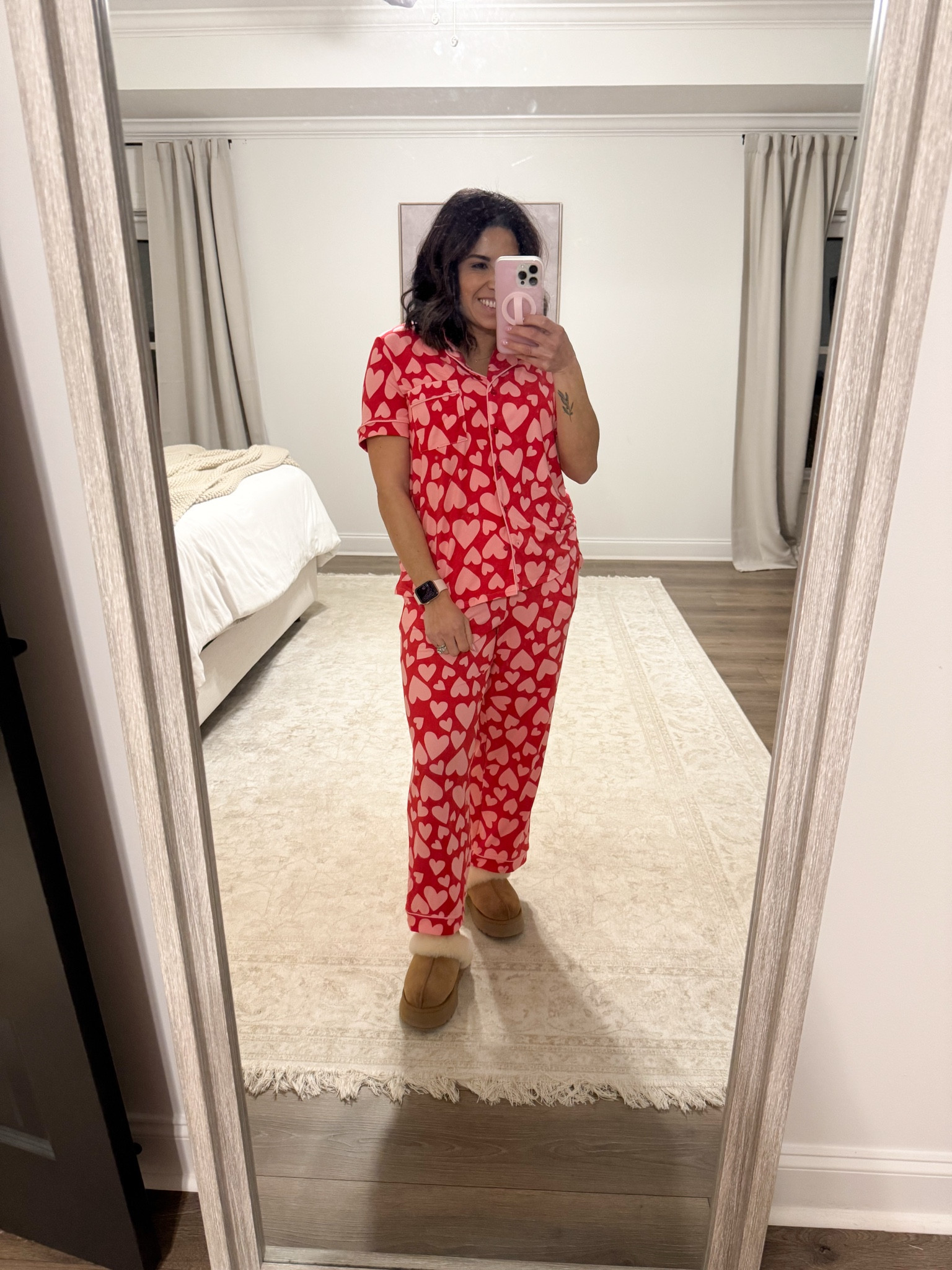 V-Day is my favorite holiday and I love all things pink and red! These Walmart Pjs are so fun! I am a true to size small. Bought the small but honestly wish I would’ve sized up to a medium!