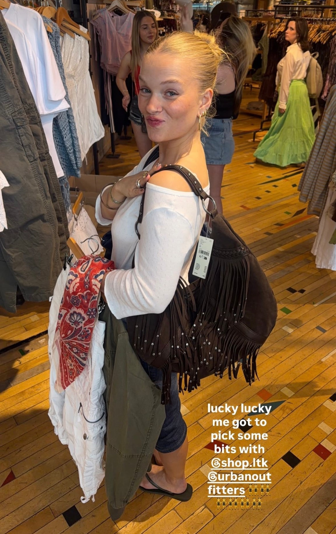 UO picks 💌

Suede bag, fringe bag, tassel bag, capris, cargos, spring outfit, summer outfit

#LTKsummer #LTKuk #LTKspring