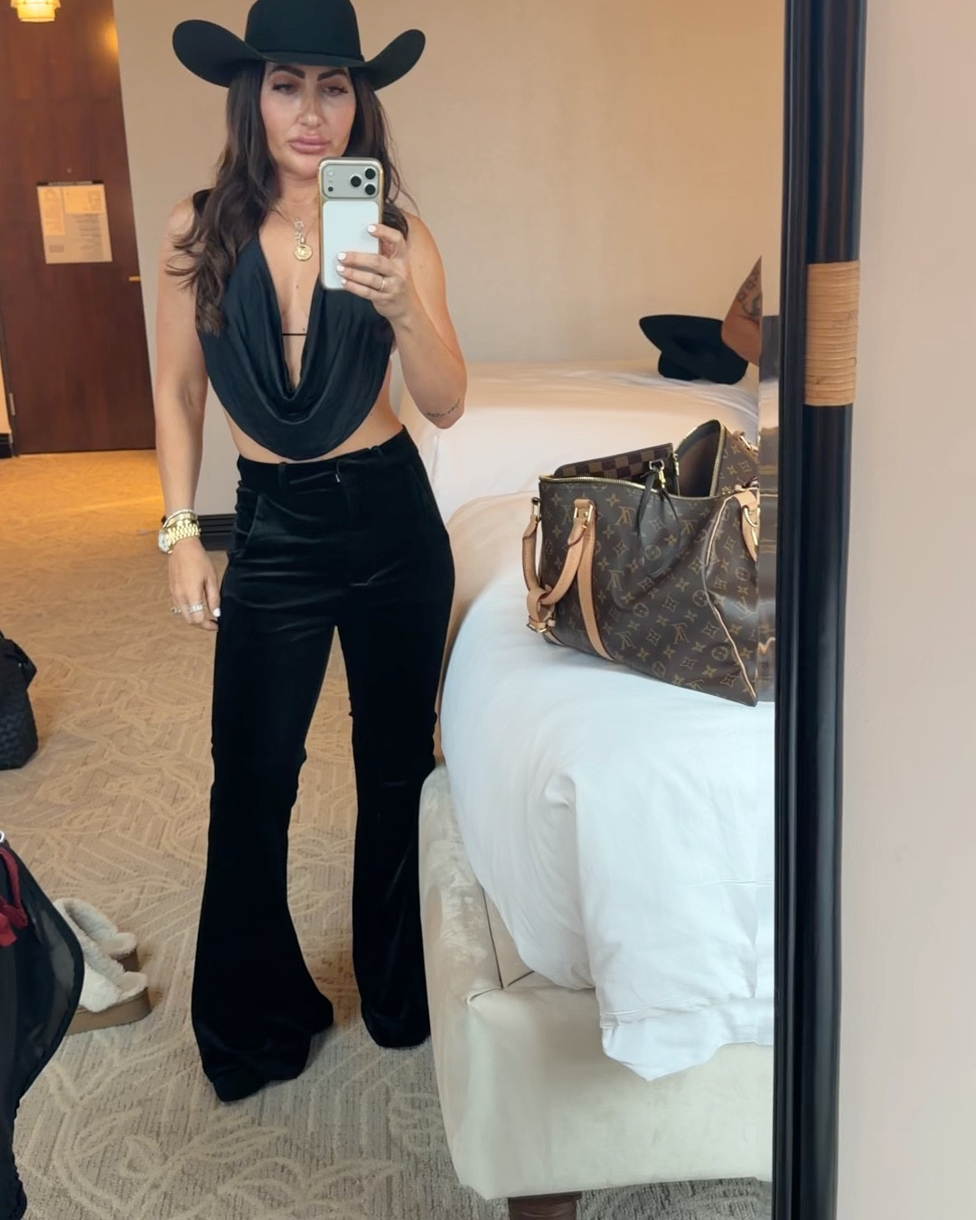 Morgan wallen tour opening !!! #cowboy #festival #concertoutfit #nightout

#LTKFestival #LTKU #LTKgrwm