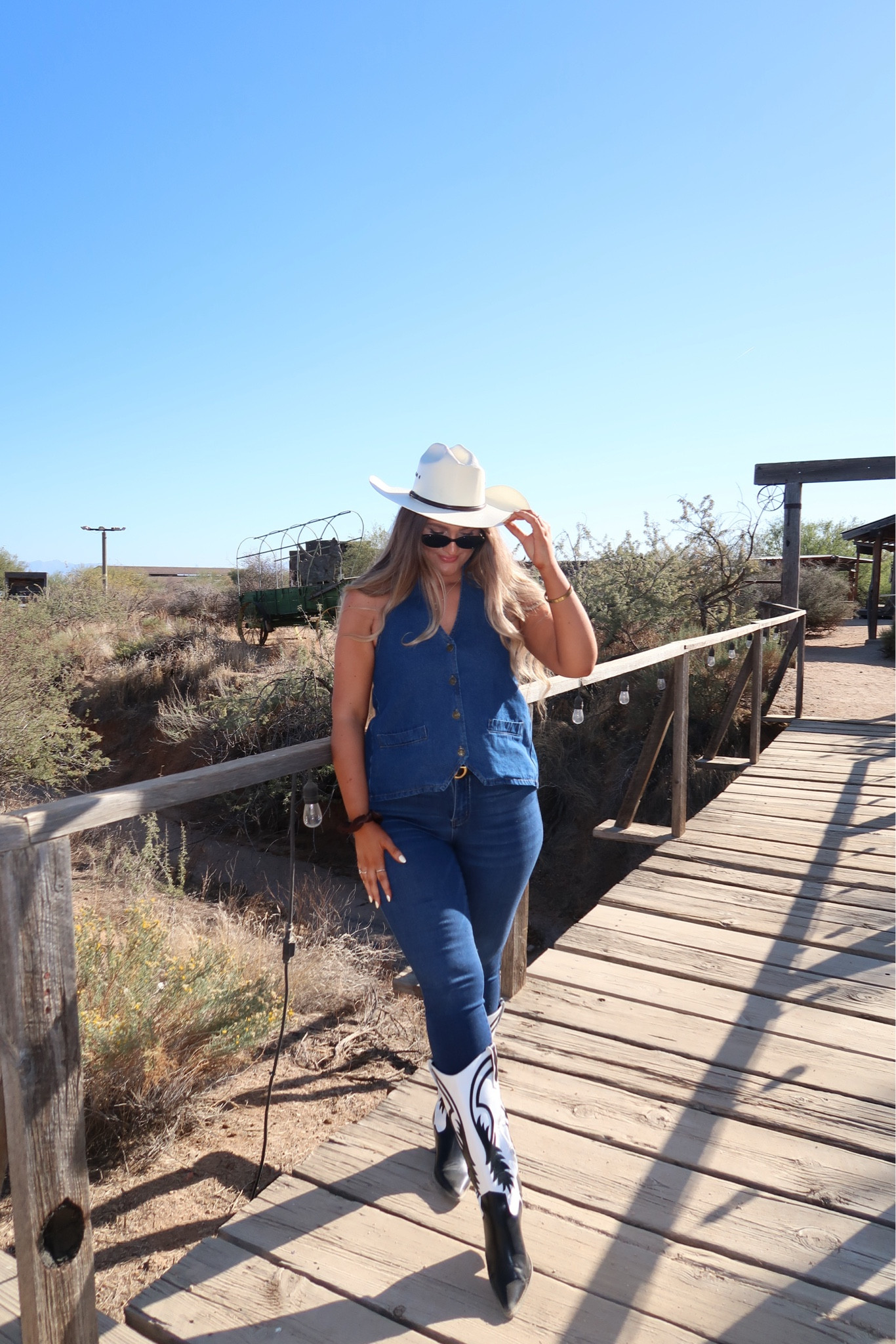 denim horseback riding dress 🐎 

#LTKFindsUnder50 #LTKSaleAlert #LTKFindsUnder100