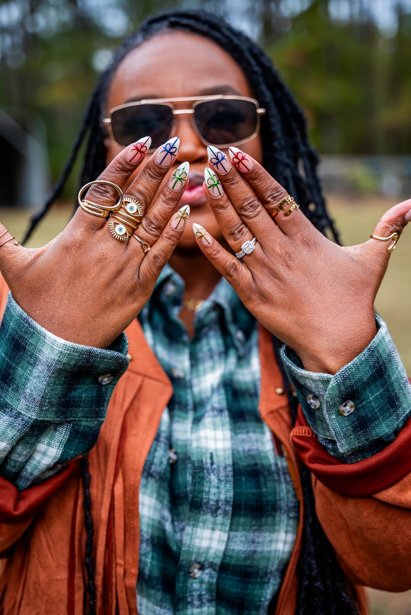 Shop my favorite holiday nails 💅🏾🎄✨
From sparkly reds to cozy winter neutrals — these sets are giving Christmas glam all season long!! 😍❤️
Perfect for parties, date nights, or just feeling extra cute while wrapping gifts 🎁
Linking all my fave holiday nail looks below! 💫

#HolidayNails #NailInspo #LTKBeauty #ChristmasStyle #CozyChristmas #FestiveVibes #LTKHoliday #NailsOfTheWeek #HolidayGlam #BeautyFinds

#LTKSeasonal #LTKHoliday #LTKBeauty