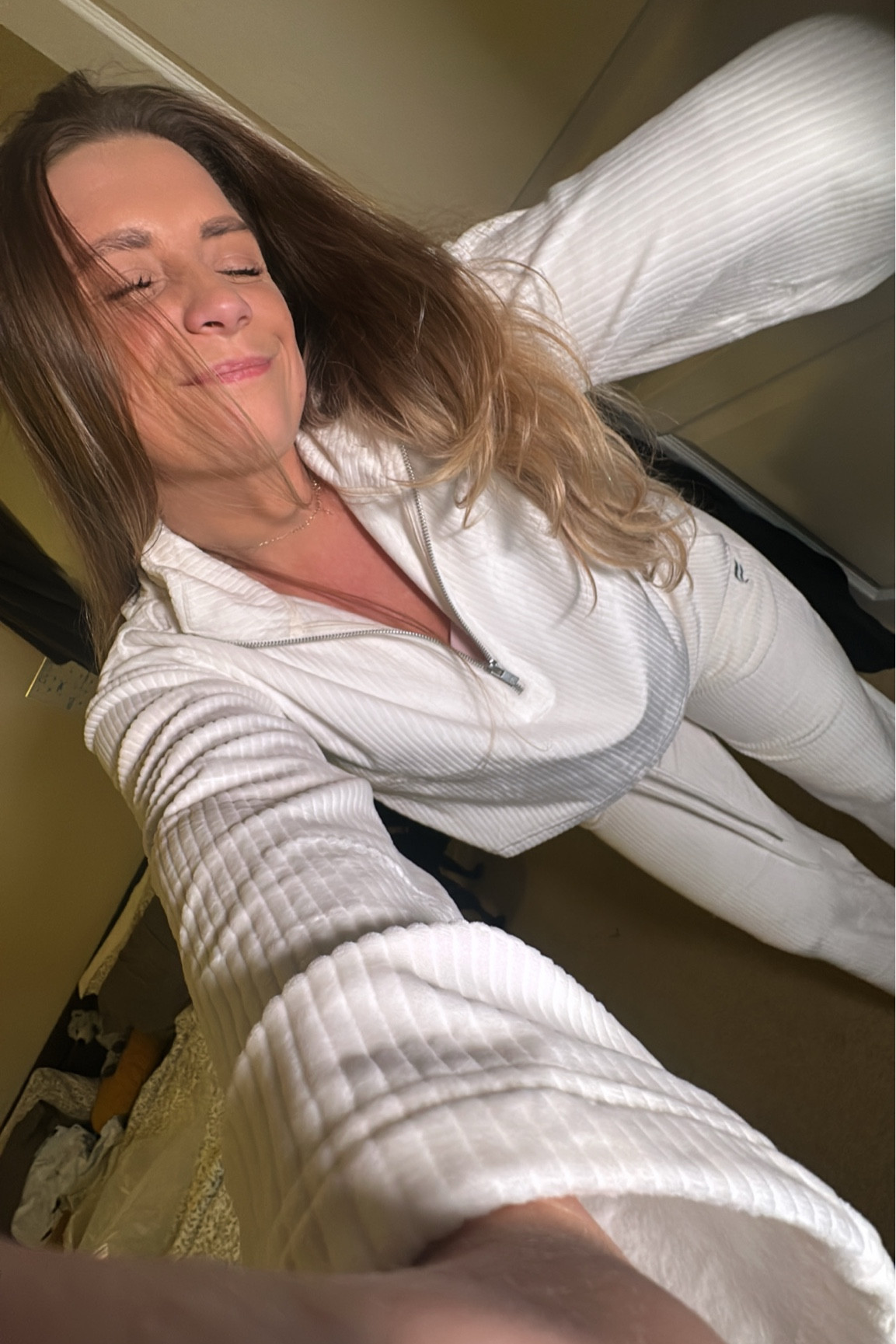 It’s literally SO soft! You’re gonna have to try it yourself because this is not coming off my body 🤣🤍

#LTKFindsUnder100 #LTKSeasonal #LTKGiftGuide