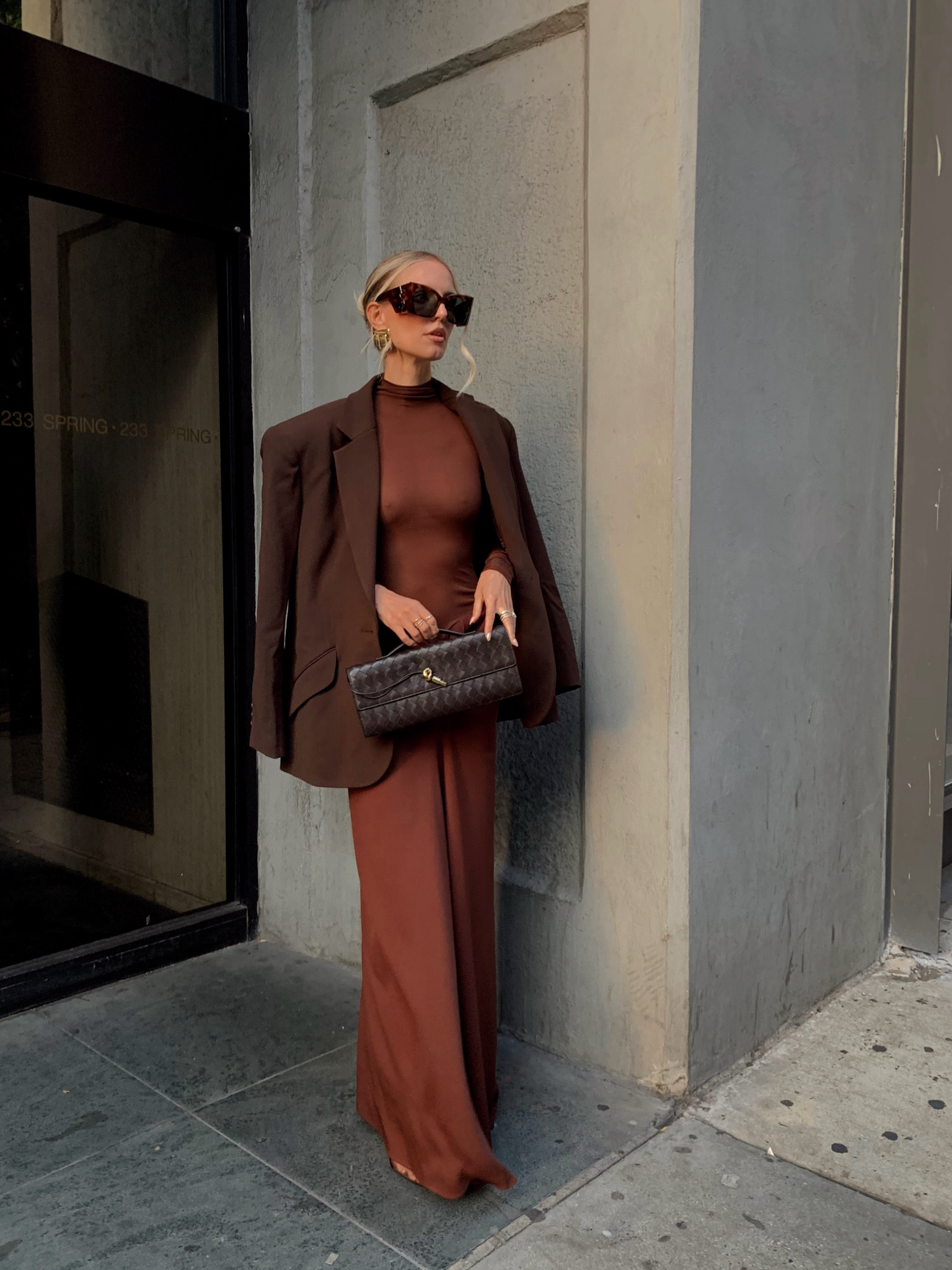 Shades of dark brown in NY