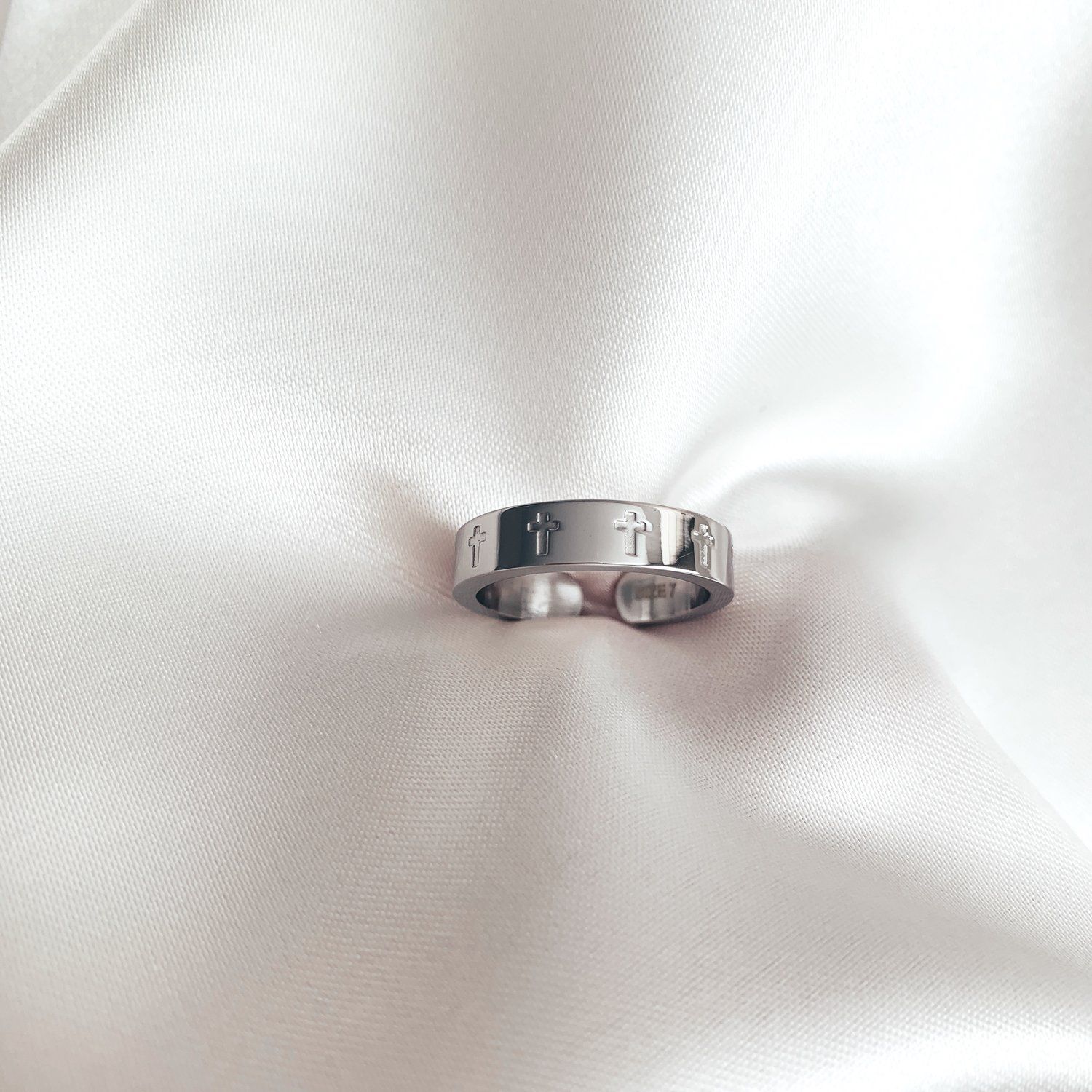 cross cuff ring | Cuffed by Nano