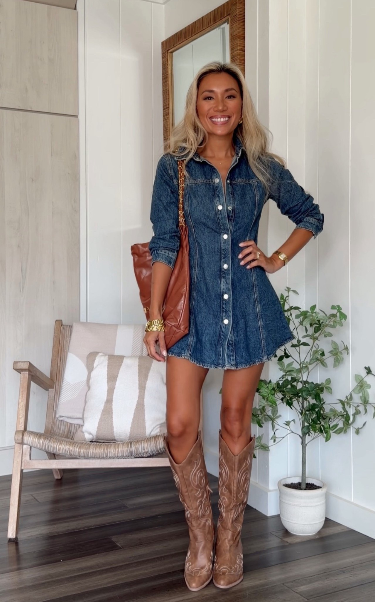 Zara denim dress in 11/12 kids. For reference I’m 103 pounds, 5ft! These boots are GREAT AND UNDER $30! 

#LTKSeasonal #LTKFindsUnder50 #LTKPetite