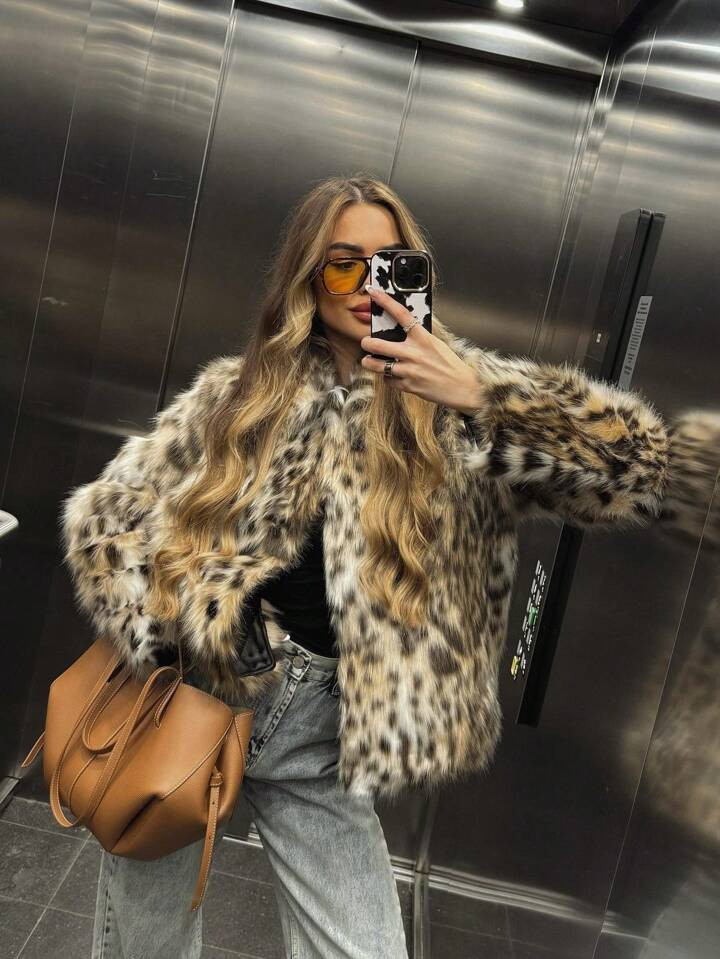 INDEFEIR Autumn/Winter New Women's Artificial Fur Effect Long Sleeve Warm Leopard Pattern Jacket | SHEIN
