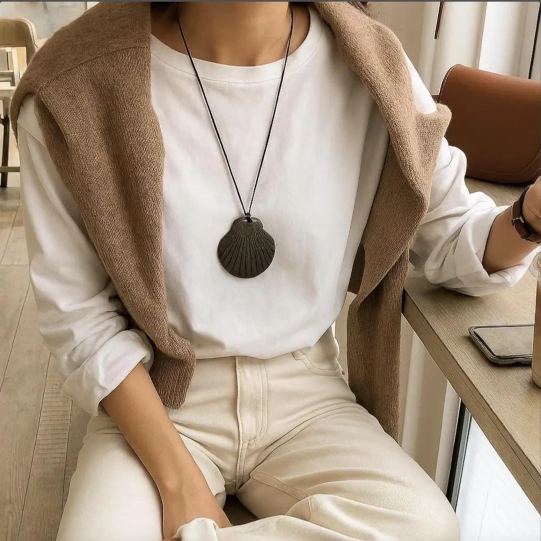 Scallop Shell Necklace - Clay Chunky Mermaid Pendant - Etsy | Etsy (US)