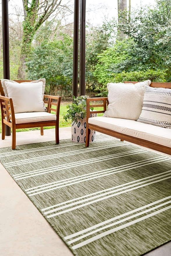 Jill Zarin Jill Zarin Outdoor Collection Area Rug - Anguilla (4' 1" x 6' 1" Rectangle, Green/ Ivo... | Amazon (US)