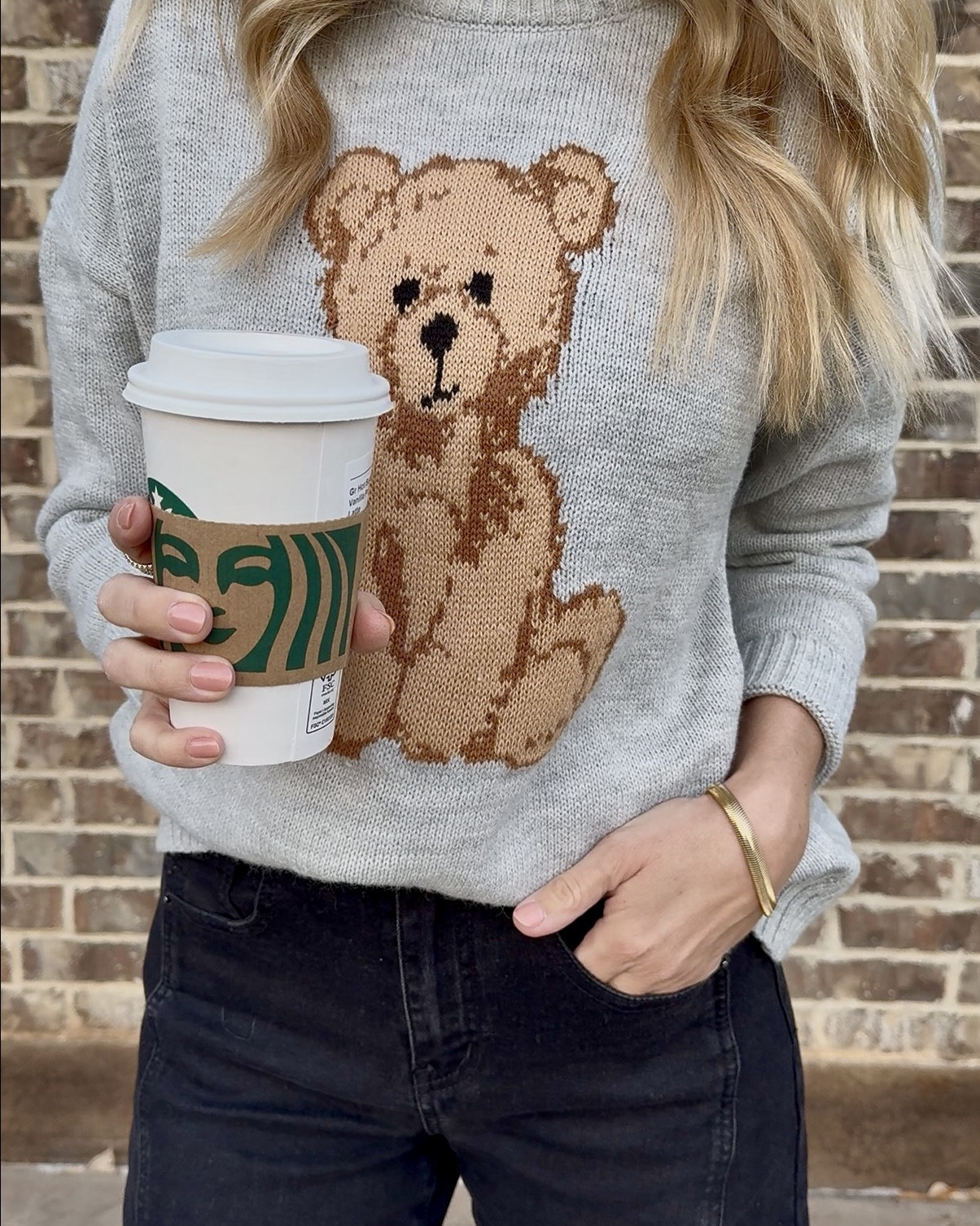 Happy Friday! 🧸 You made it! 

Take a moment to be proud of everything you showed up for this week — the big wins, the progress, and all the small moments that mattered more than you realize. Have a fantastic day!

This casual outfit is giving me the fun Friday feels!

#FantasticFriday #MainCharacterEnergy #CelebrateYourself #FridayVibes #fitcheck #weekend

#LTKfindsunder50 #LTKover40