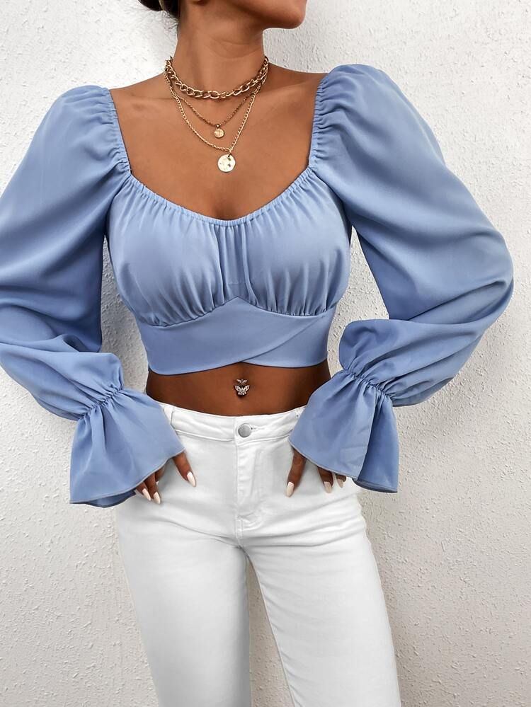Scoop Neck Ruched Bust Flounce Sleeve Crop Top | SHEIN