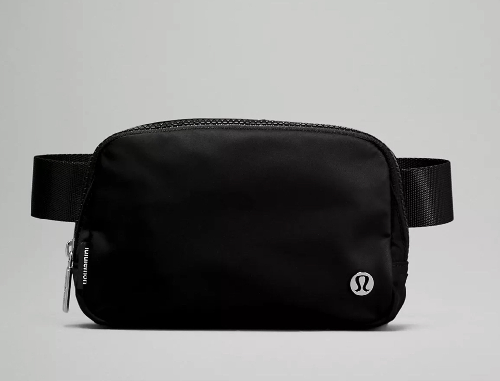 Lululemon everywhere belt bag. Back in stock

#LTKstyletip #LTKitbag #LTKGiftGuide