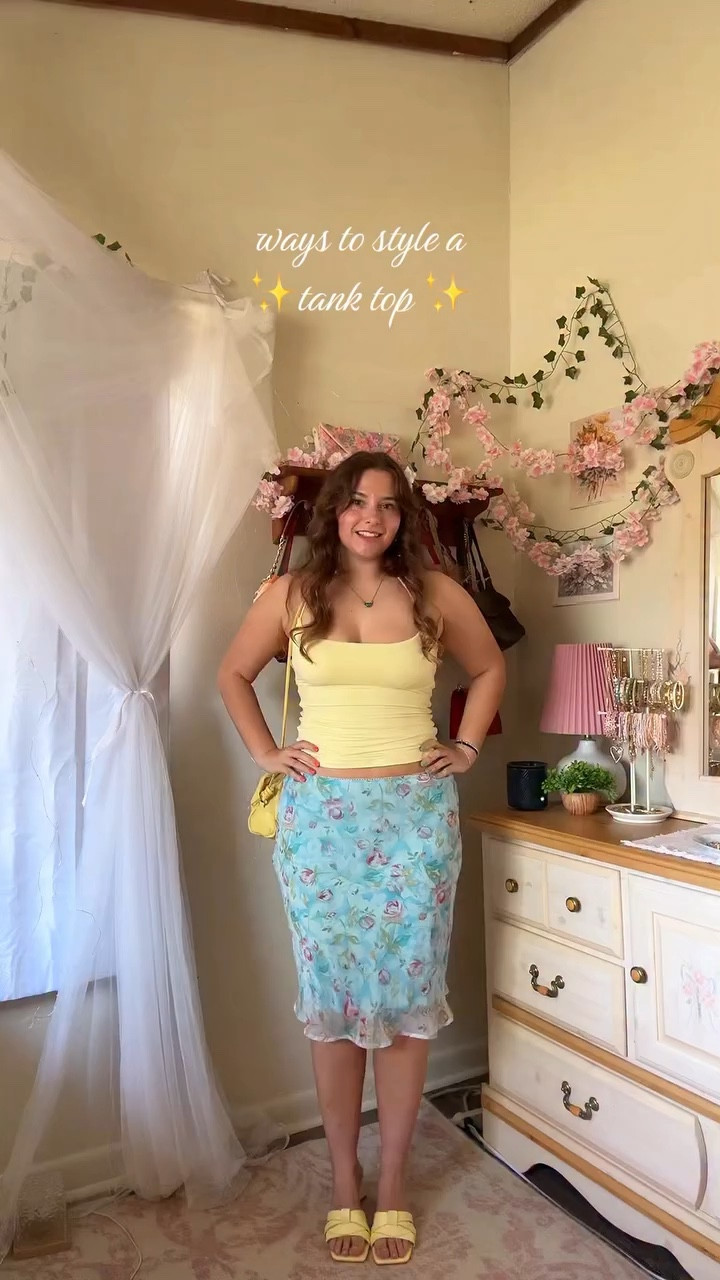 How to style the best tank tops from @suuksess 🫶🏻
•
#suuksess #outfitideas #fashioninspo #springoutfit #shopping