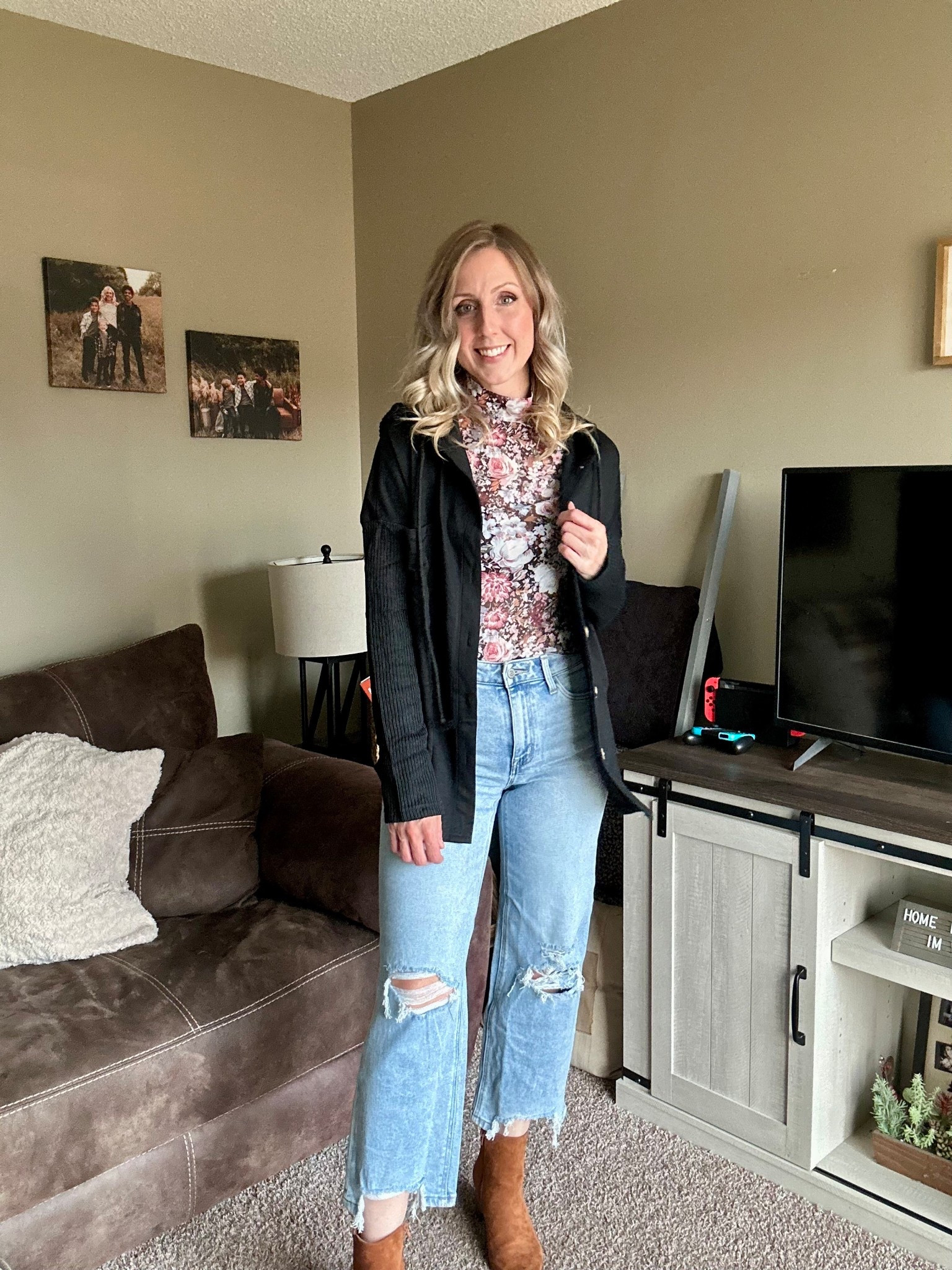 Wearing size small in tops and 26 in jeans 

#LTKSaleAlert #LTKStyleTip #LTKmomlife