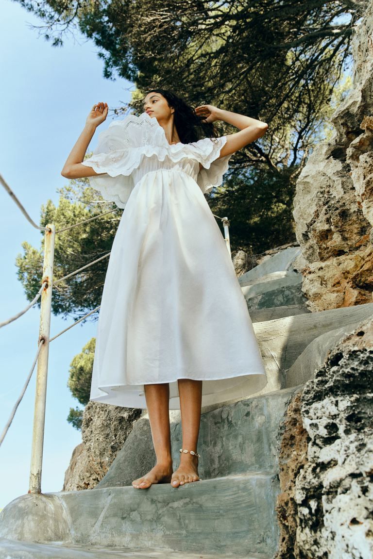Off-the-shoulder Cotton Dress - Sleeveless - Long - White - Ladies | H&M US | H&M (US + CA)