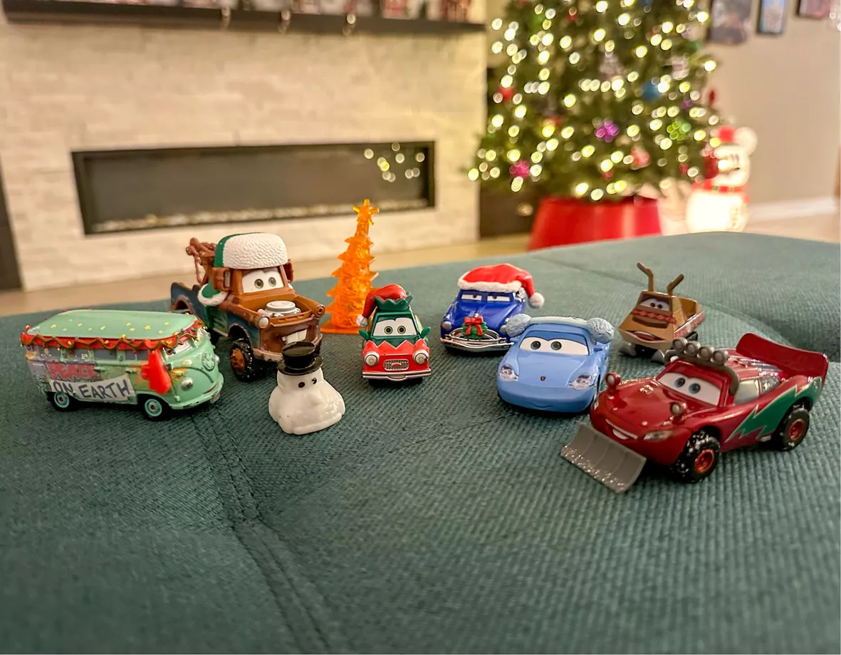 Disney PIXAR Cars ☃ WINTER HOLIDAY CHRISTMAS Series 🎁 metal🎄🎅 ❄ You  Choose ❄