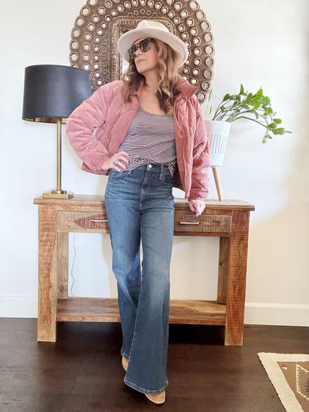 Transition an outfit to spring with a corduroy quilted puffer jacket.  I wear this one alllll the time.  It goes great with anything- over yoga clothes or even a printed dress.  Wearing my favorite jeans on repeat.  

#LTKfindsunder50 #LTKover40 #LTKSeasonal