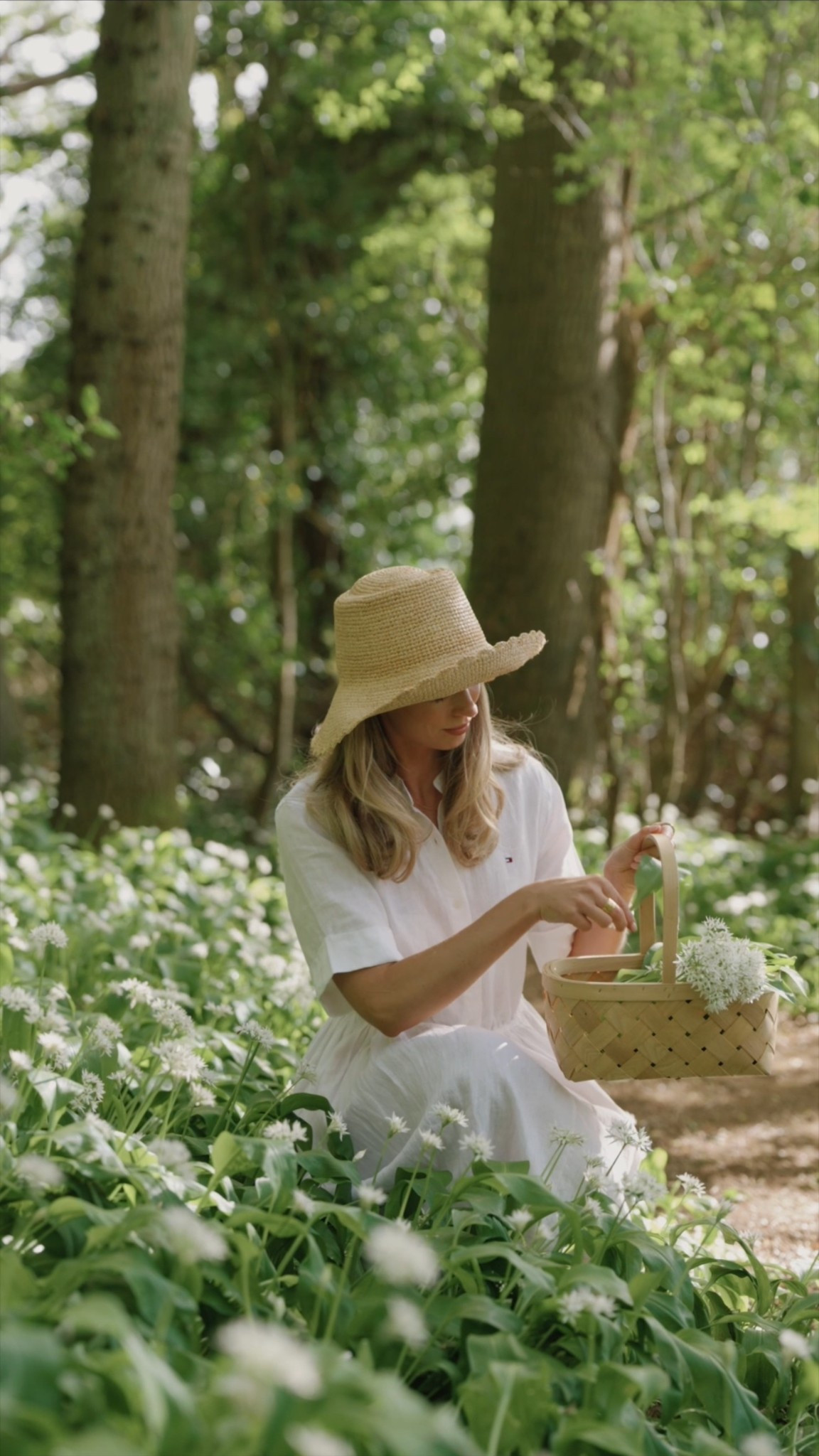 The perfect spring outfit from Tommy Hilfiger 🫶🏼 Linen dress, timeless style, white dress, old money style. Cottage core outfit. 

#LTKspring #LTKluxury #LTKdresses
