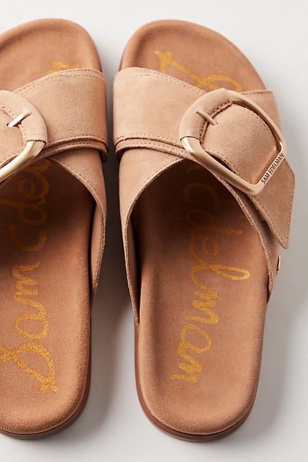 Obsessed with the Sam Edelman sandals. 😍 Such a great Spring/Summer staple for everyday wear! ☀️🌸


#soring fashion
#summer fashion
#soring shoes
#summer sandals
#flatbed sandals 
#buckle slide sandal
#tan sandals
#leaopard sandals
#brown sandals
#tan suede sandal
#slip on slide
#casual style
#weekend style
#weekend fashion 
#mom style
#mom outfit
#ootd 

#LTKootd #LTKSeasonal #LTKmomlife