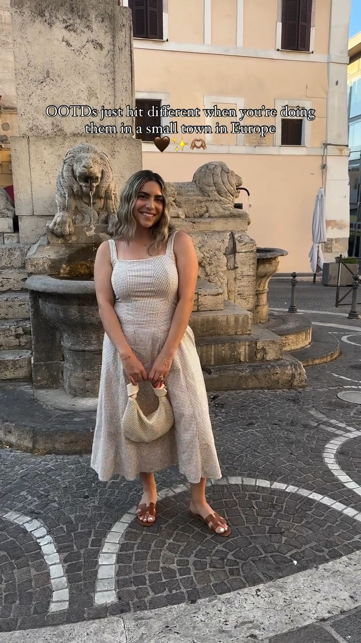 Same same but different cause it’s way more fun here 🙌🏼

#ootd #fitcheck #wiwtoday #effortlesschic #effortlessstyling #whattowear