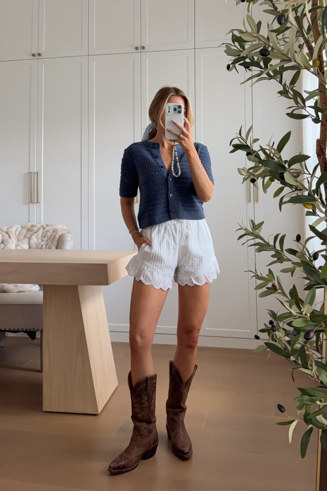 top: xs // lace short: xs 