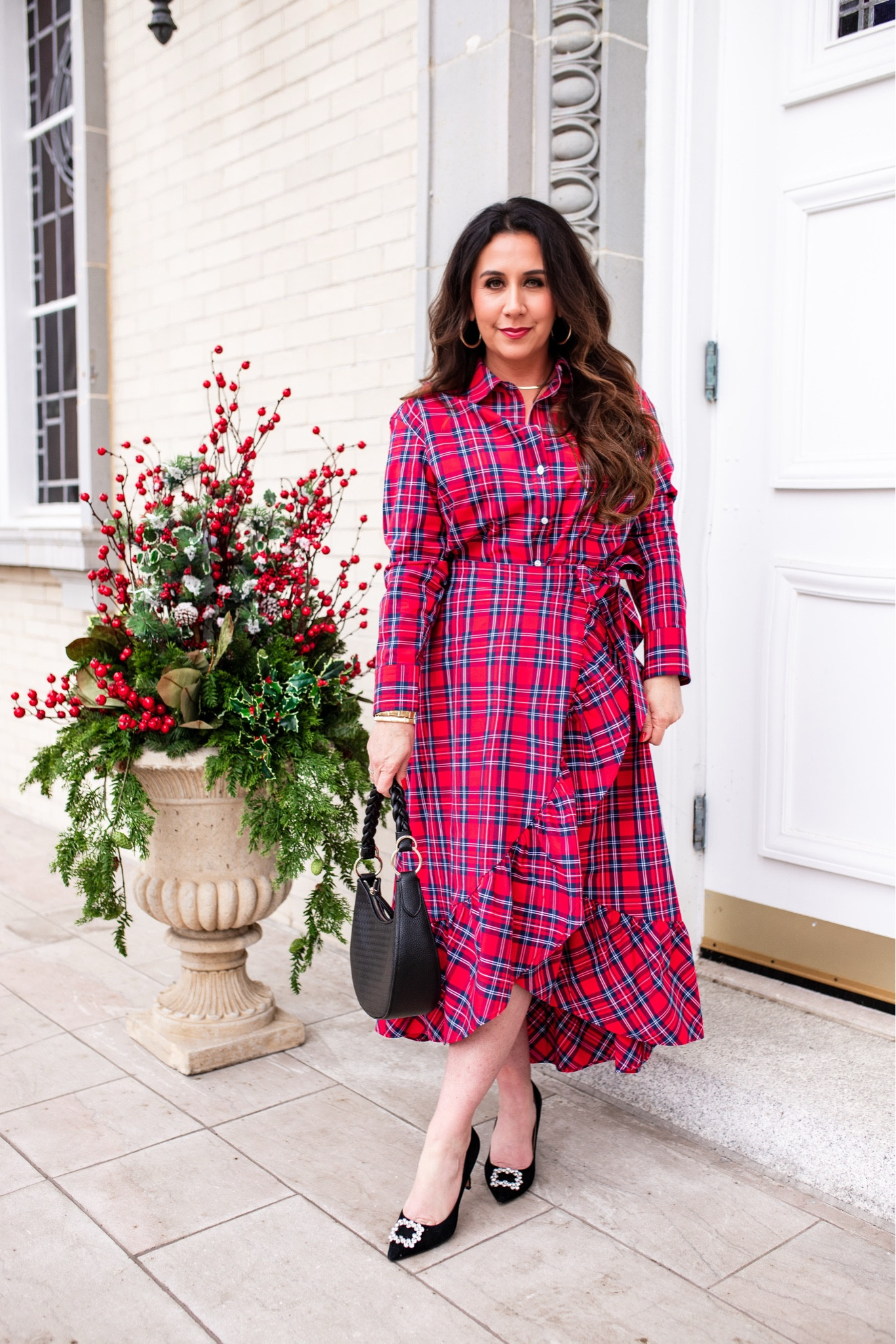 Tartan Plaid red button down- CoalfieldFancy is wearing size small.
Tartan plaid red ruffle skirt - CoalfieldFancy is wearing size extra small 
Black bag
Black statement heels 

#LTKHoliday #LTKover40 #LTKSeasonal