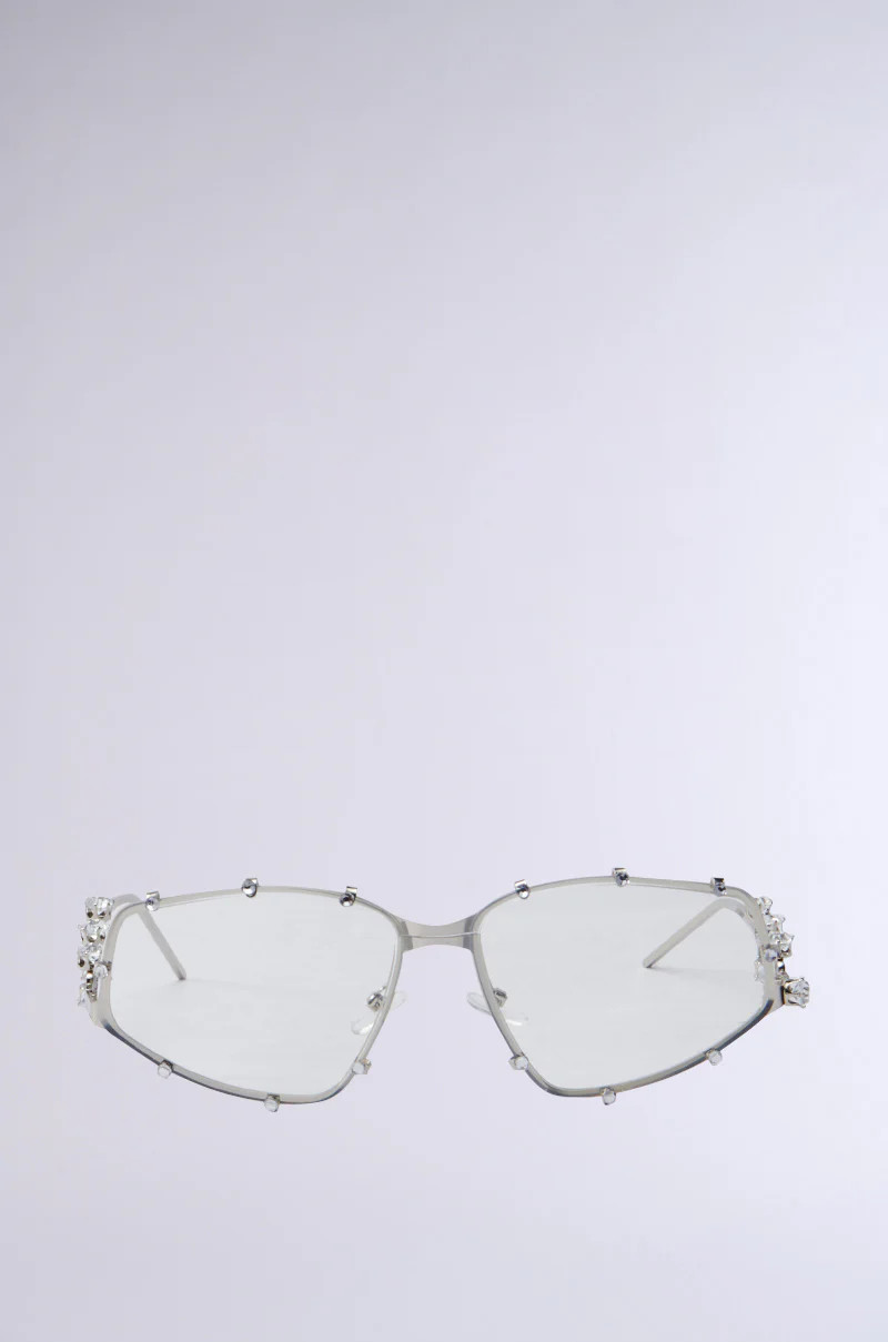 PIERCE GLASSES | AKIRA