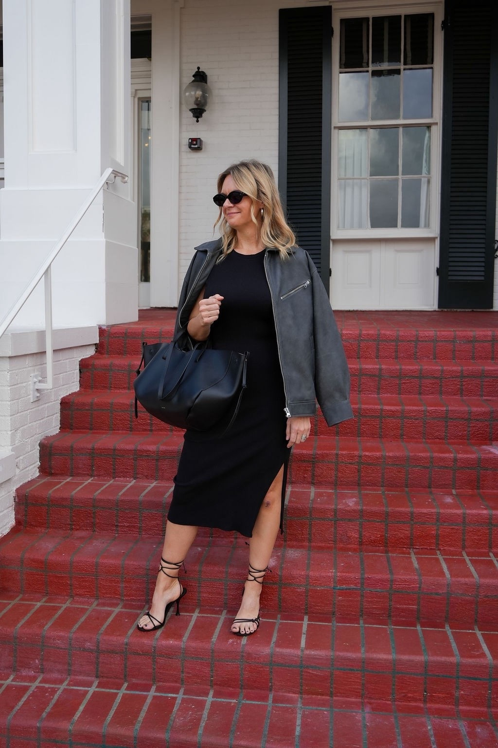 The best wardrobes are built on quality, versatility, and timeless design. These @onequince staples are ones I recommend again and again as a stylist at Effortless Style.🤍 #QuincePartner